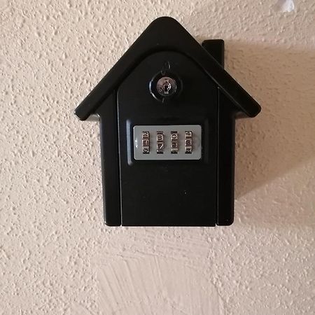 Apartamento Bain De Soleil Forcalquier Exterior foto
